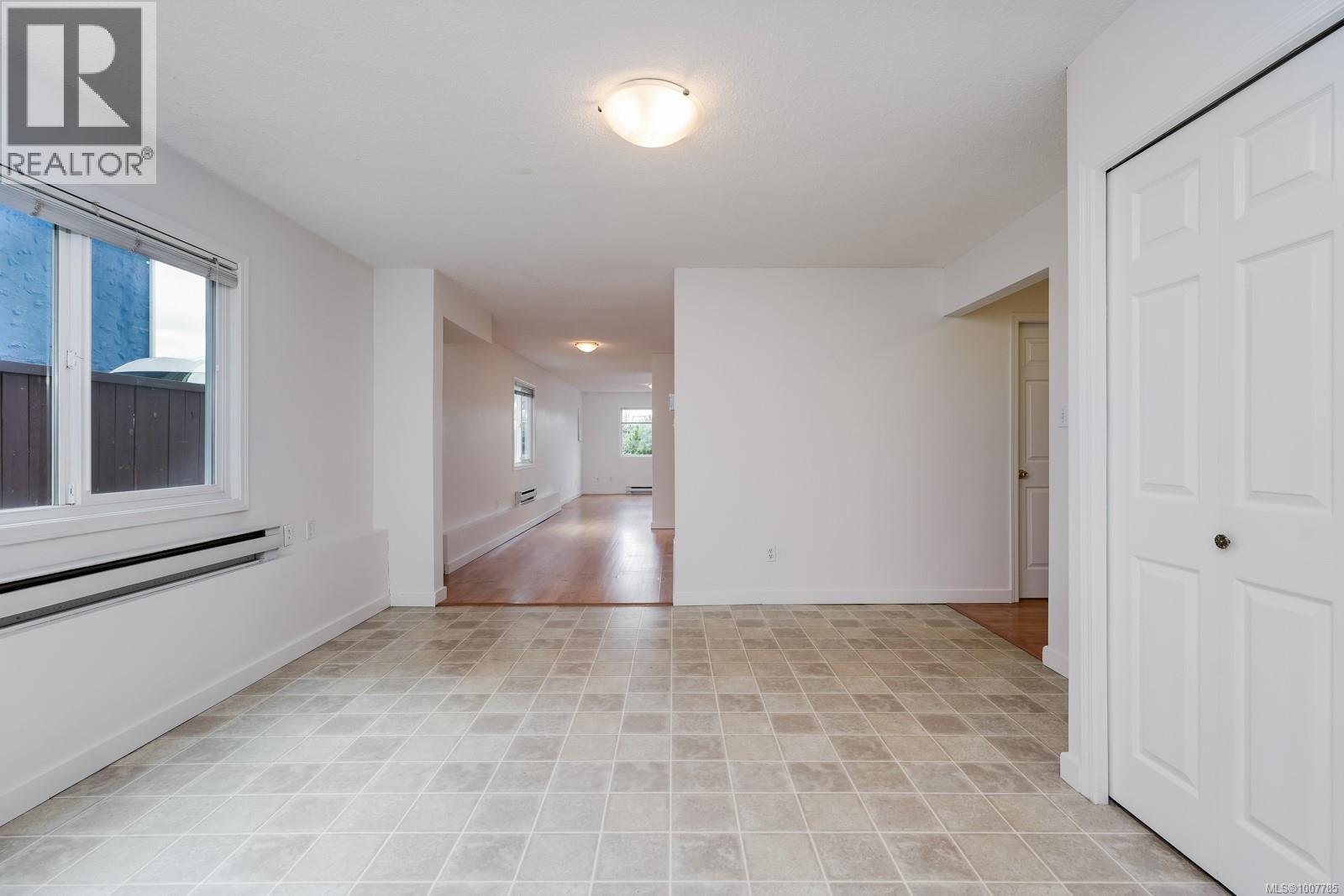 Photo 38 of 1338 Prillaman Ave, Saanich BC