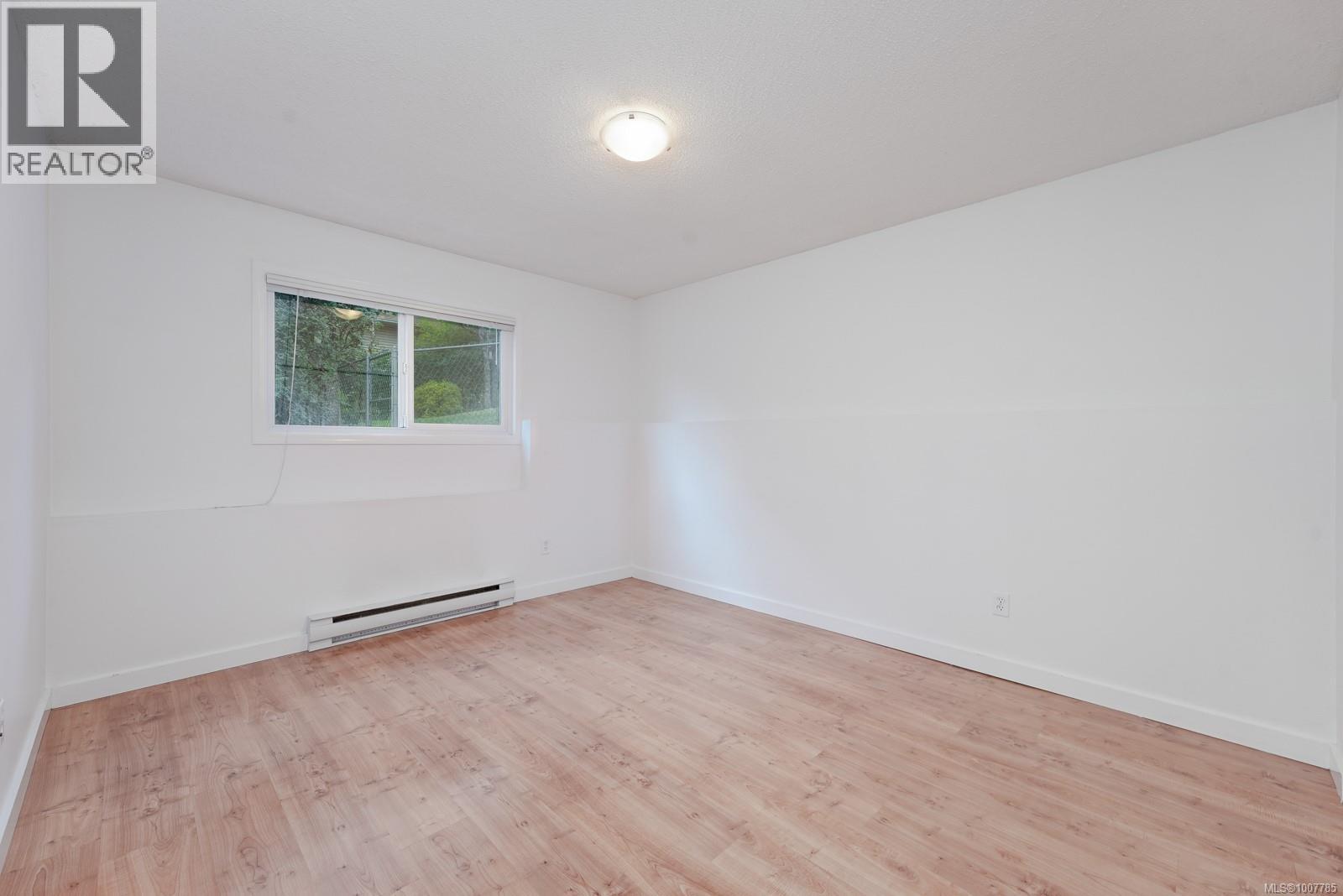 Photo 42 of 1338 Prillaman Ave, Saanich BC