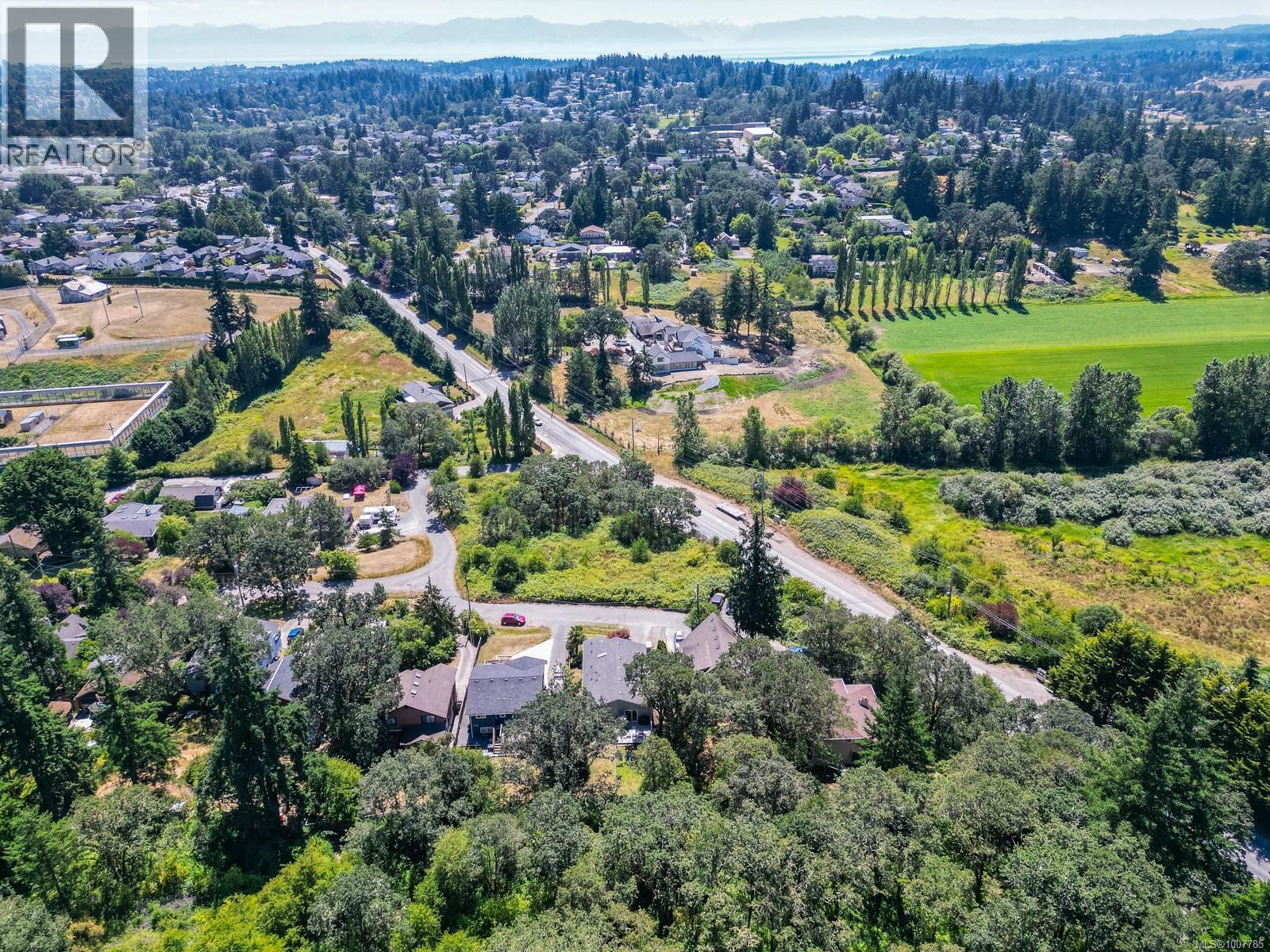 Photo 52 of 1338 Prillaman Ave, Saanich BC