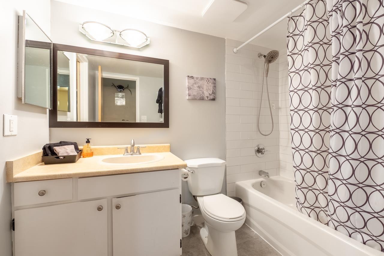 Photo 9 of 205 1720 Southmere Crescent, Surrey BC