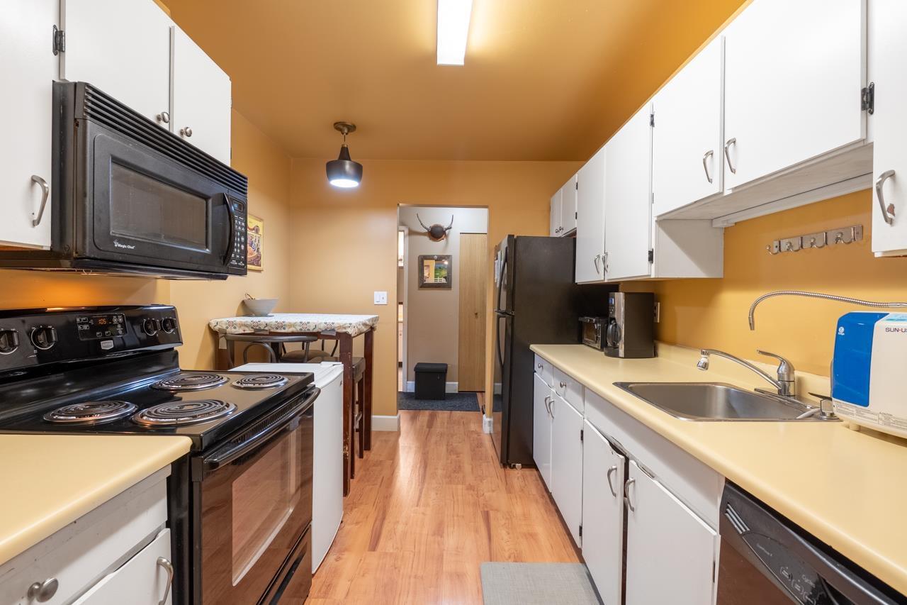 Photo 8 of 205 1720 Southmere Crescent, Surrey BC