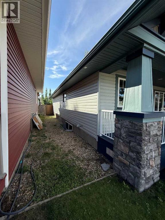Photo 44 of 37 Wade Close, Red Deer AB