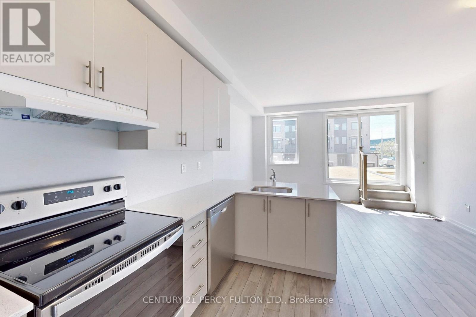 Photo 31 of 26 Bateson Street, Ajax ON