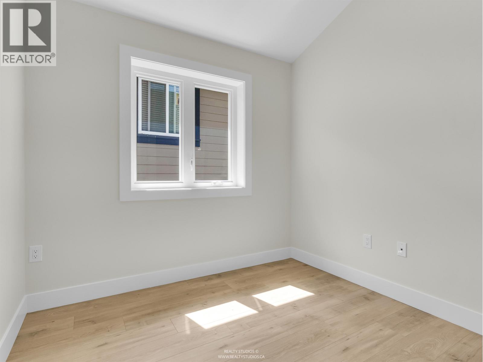 Photo 28 of 2 5221 Clarendon Street, Vancouver BC