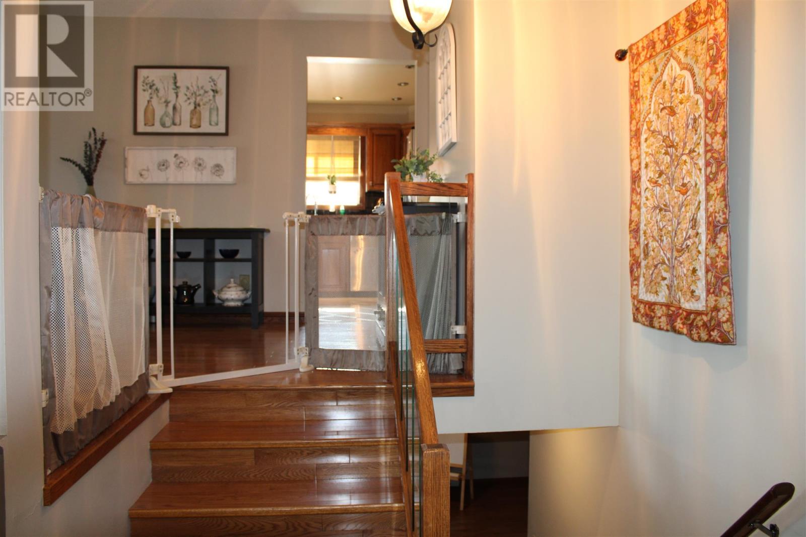 Photo 6 of 96 Golf Range Cres, Sault Ste Marie ON
