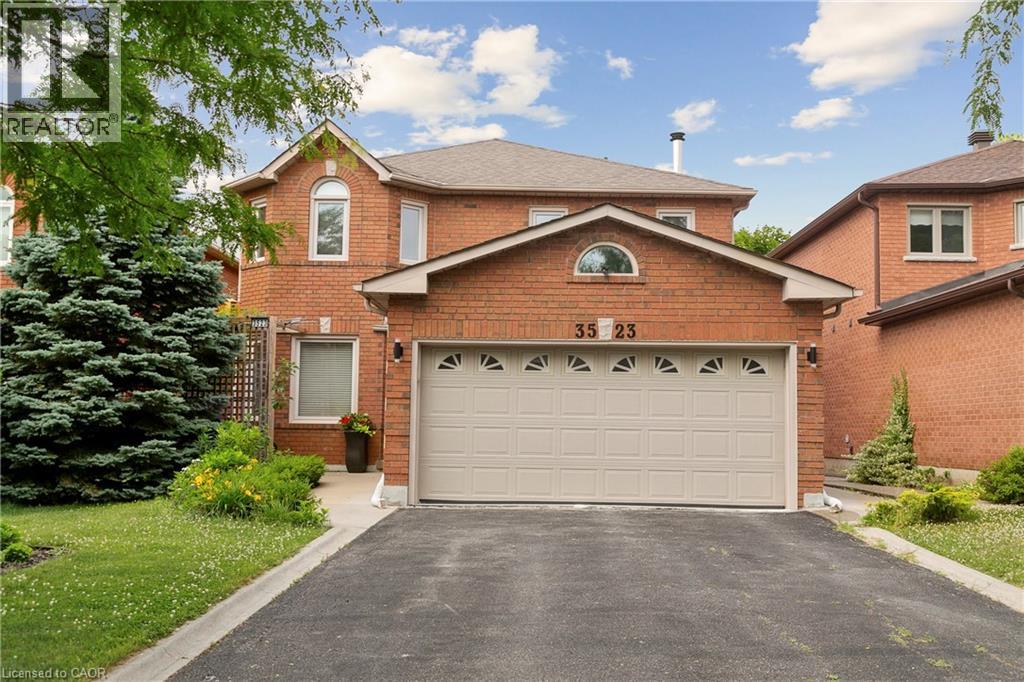 Photo 7 of 3523 Pintail Circle, Mississauga ON
