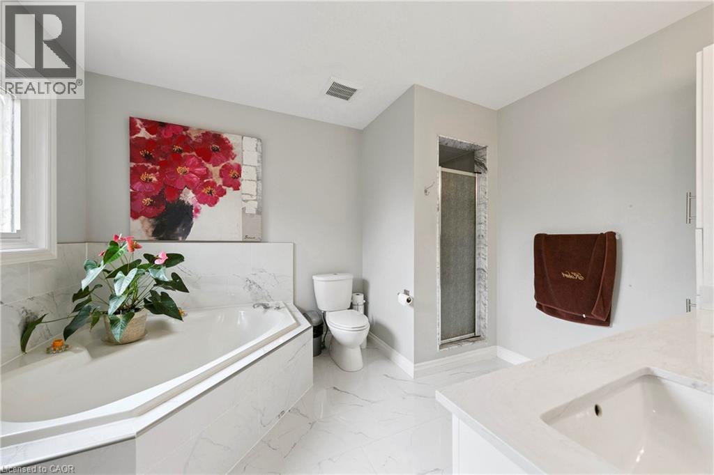 Photo 27 of 3523 Pintail Circle, Mississauga ON