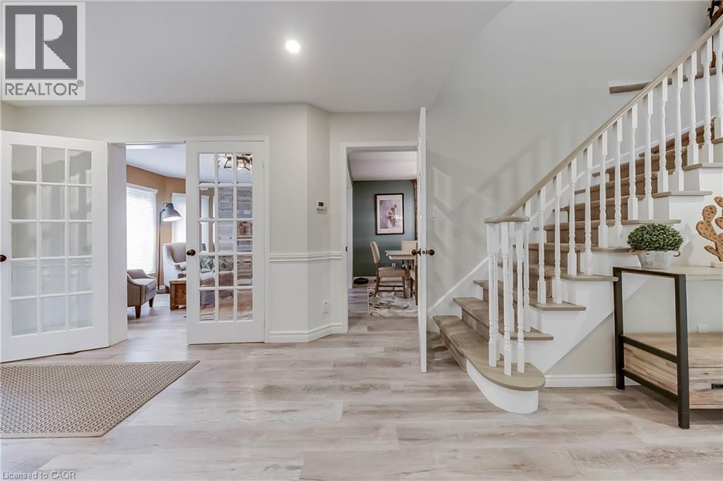 Photo 13 of 3523 Pintail Circle, Mississauga ON