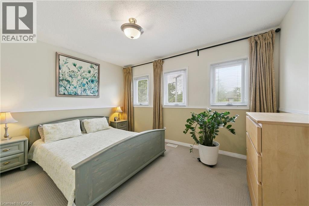 Photo 30 of 3523 Pintail Circle, Mississauga ON