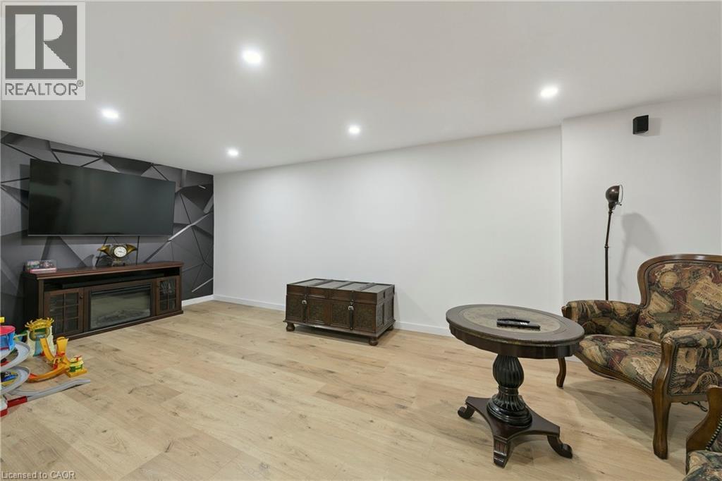 Photo 34 of 3523 Pintail Circle, Mississauga ON