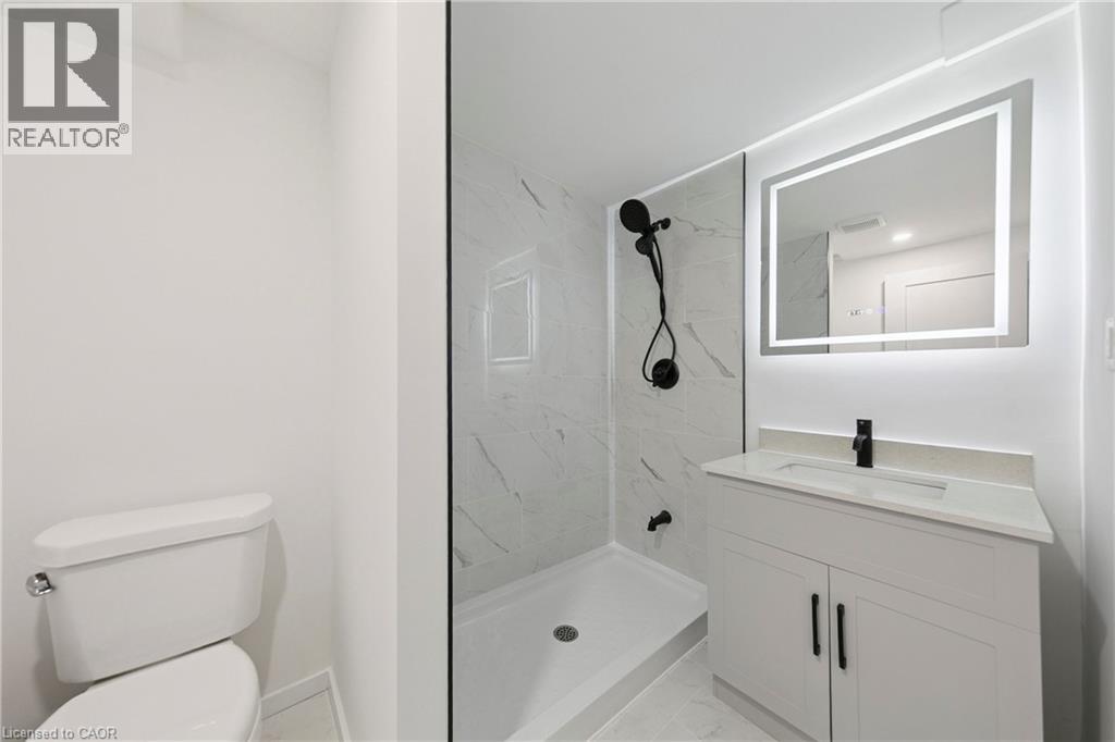 Photo 33 of 3523 Pintail Circle, Mississauga ON