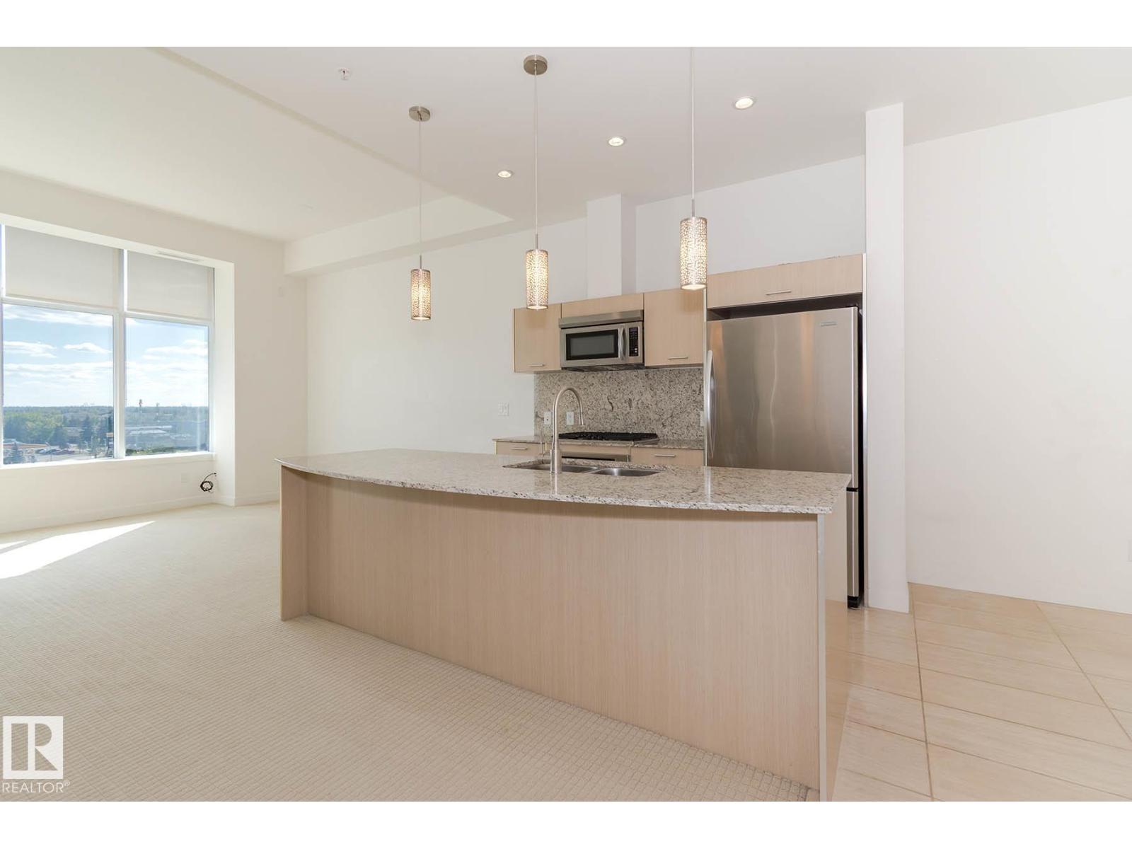 Photo 4 of 703 2504 109 St Nw, Edmonton AB