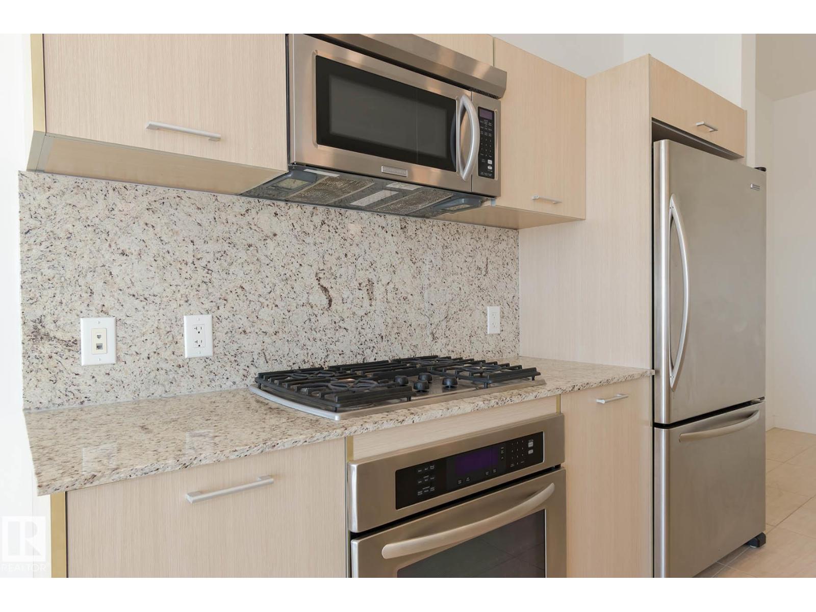 Photo 7 of 703 2504 109 St Nw, Edmonton AB
