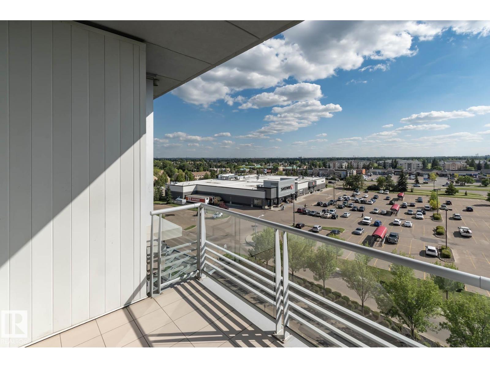 Photo 17 of 703 2504 109 St Nw, Edmonton AB