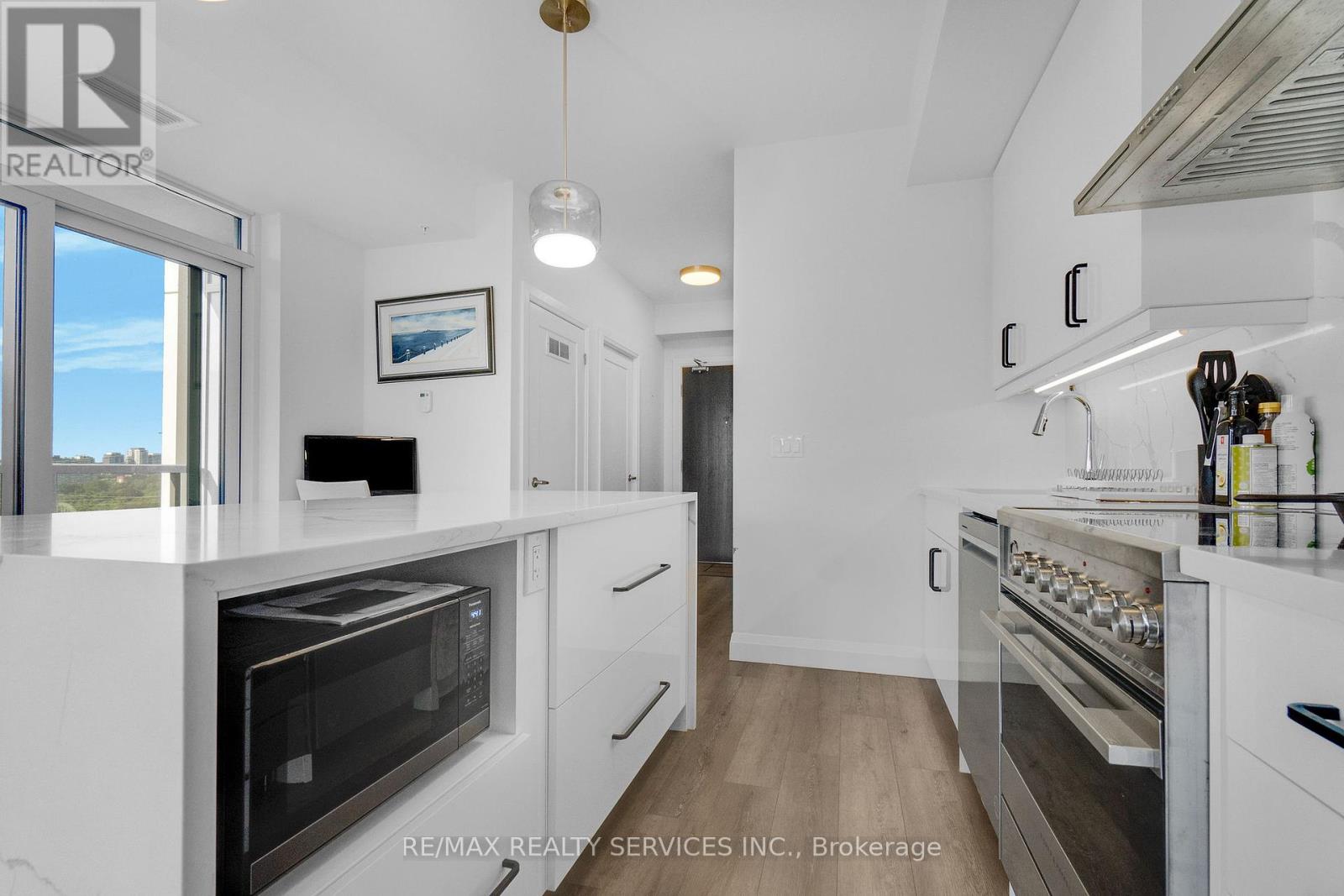 Photo 15 of 1302 500 Brock Avenue, Burlington ON