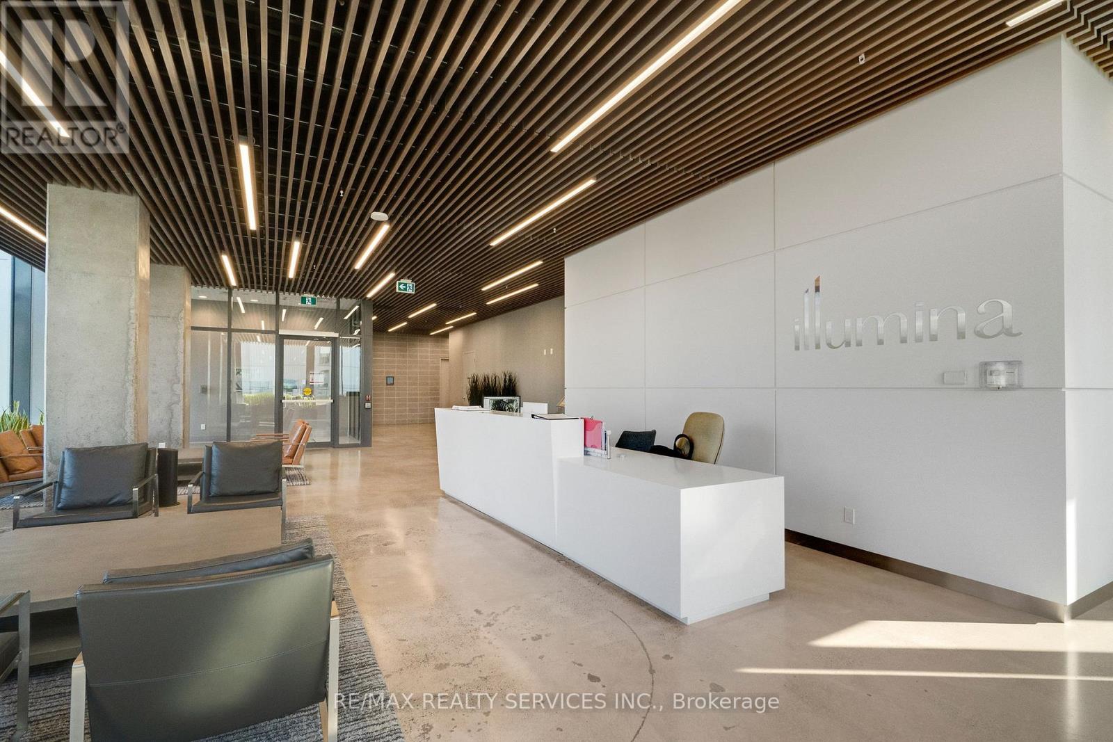 Photo 3 of 1302 500 Brock Avenue, Burlington ON