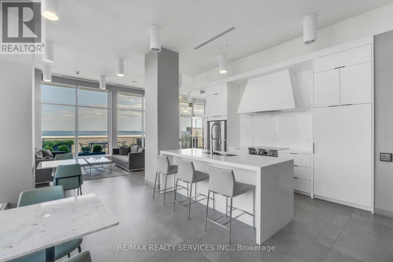 Photo 34 of 1302 500 Brock Avenue, Burlington ON