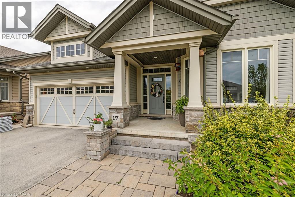 Photo 19 of 17 Manorwood Drive, Smithville ON