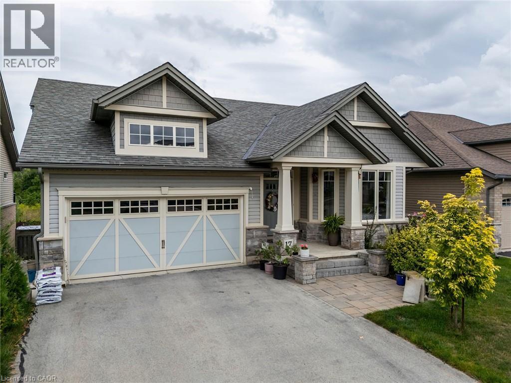 Photo 36 of 17 Manorwood Drive, Smithville ON