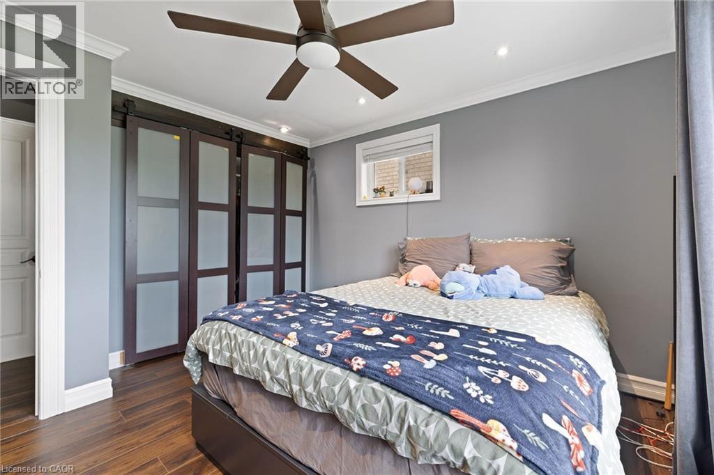 Photo 30 of 17 Manorwood Drive, Smithville ON