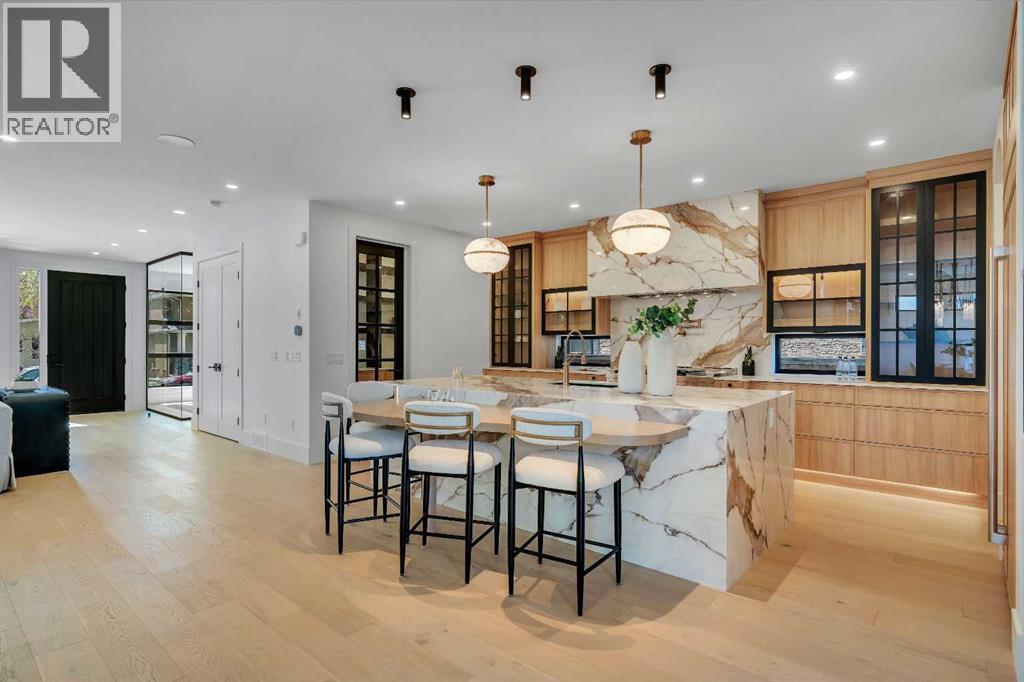 Single Family House for Sale in   Avenue NW West Hillhurst Calgary 