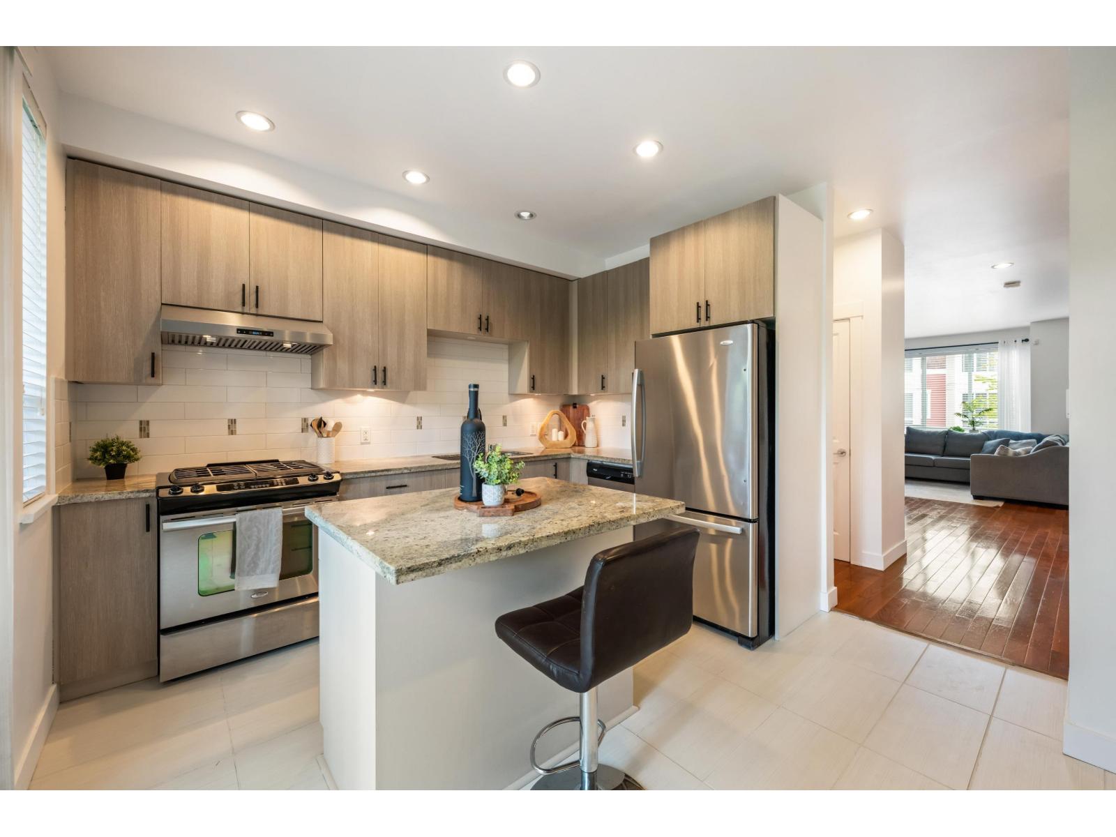 Photo 15 of 53 2929 156 Street, Surrey BC
