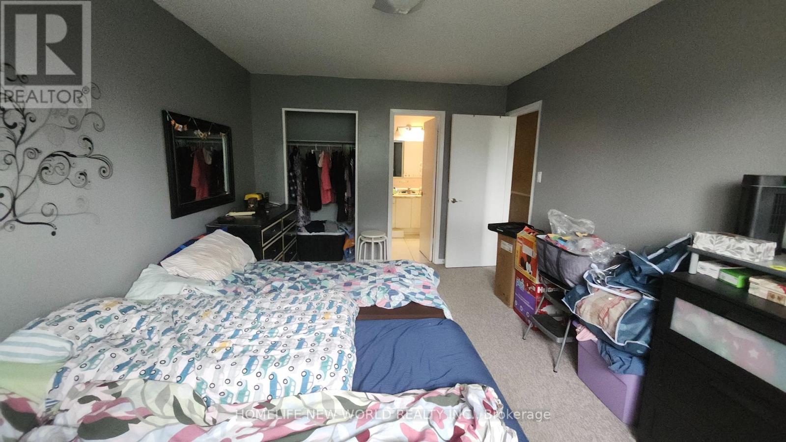 Photo 5 of Upper Level 44 Mentor Boulevard, Toronto ON