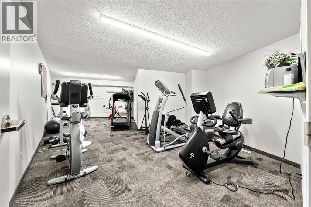 Single Family House for Sale in   Pinecliff Grove NE Pineridge Calgary 