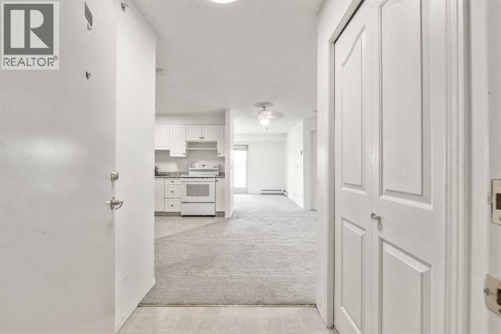 Single Family House for Sale in   Pinecliff Grove NE Pineridge Calgary 