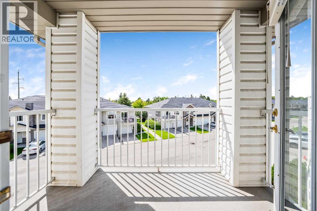 Single Family House for Sale in   Pinecliff Grove NE Pineridge Calgary 