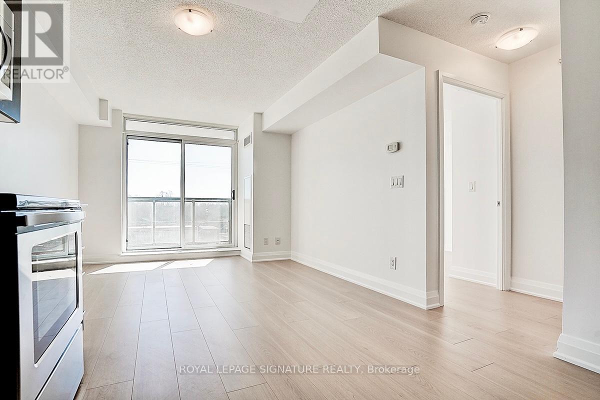 Photo 14 of 308 3520 Danforth Avenue, Toronto ON