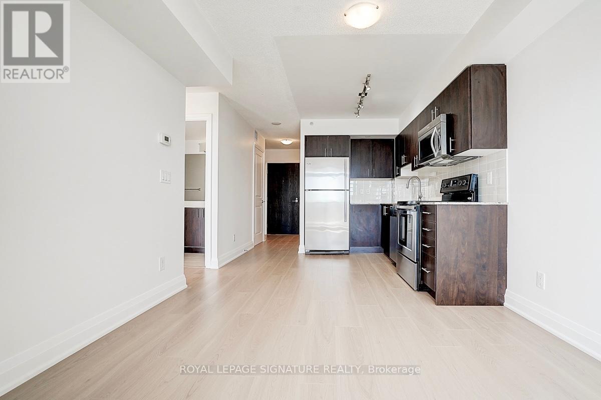 Photo 17 of 308 3520 Danforth Avenue, Toronto ON