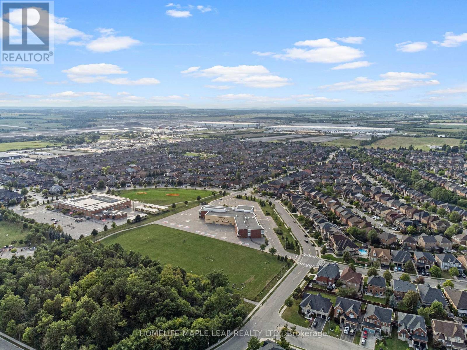 Photo 45 of 18 Regis Circle, Brampton ON