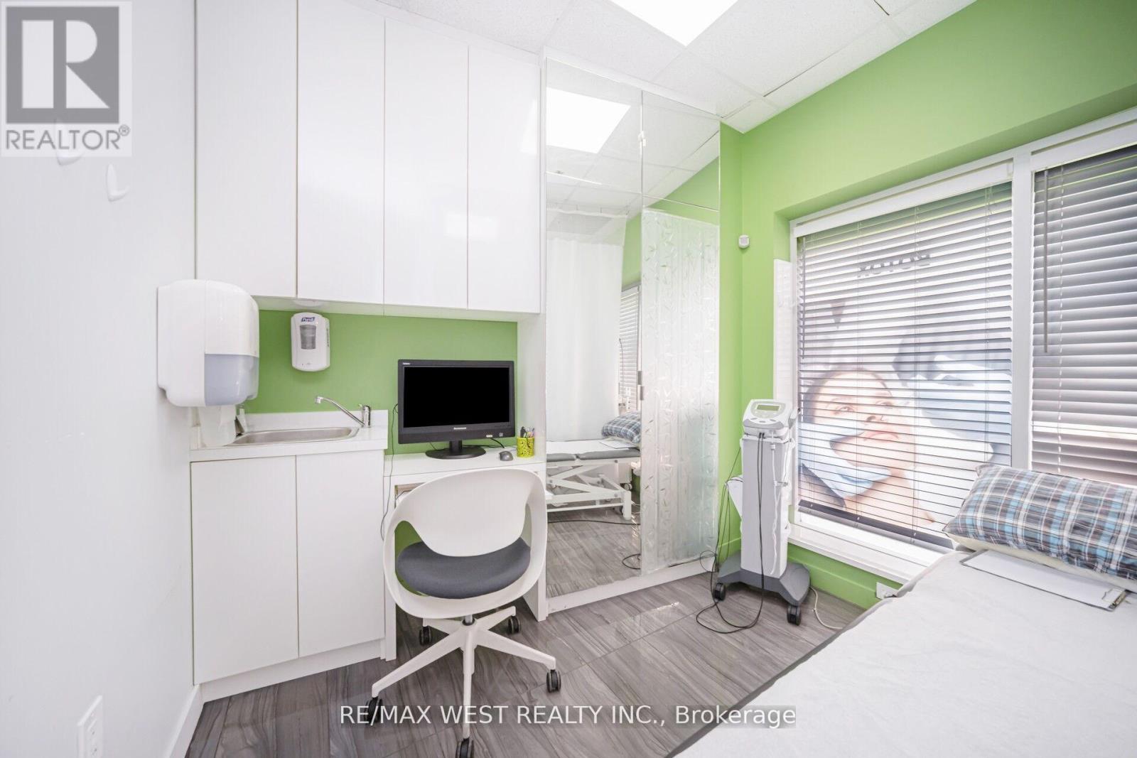 Photo 37 of 12 7990 Kennedy Road, Brampton ON