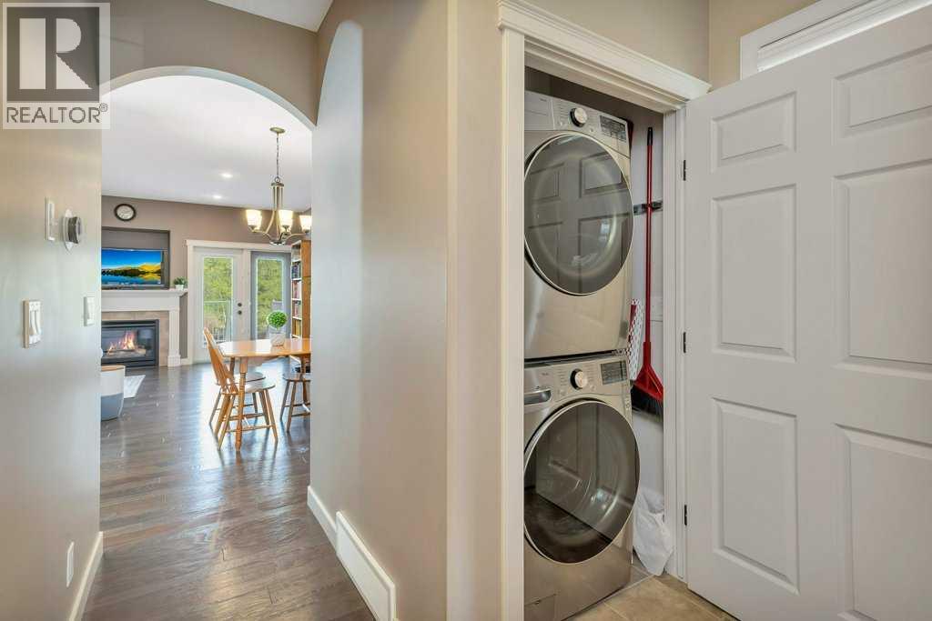 Photo 7 of 29 Shaw Close, Red Deer AB