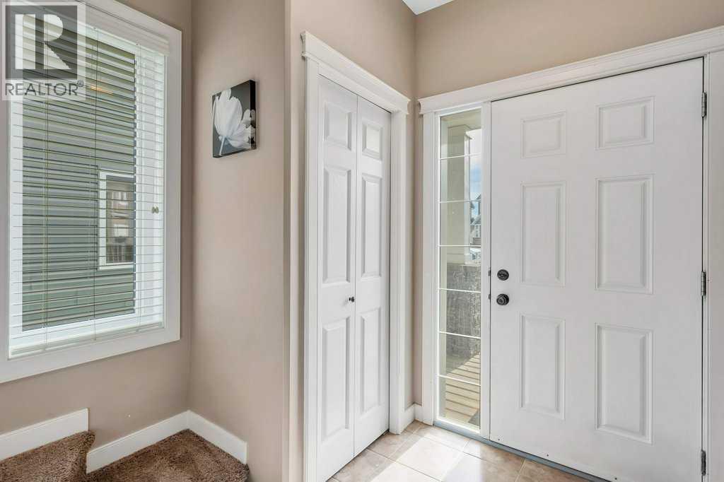 Photo 4 of 29 Shaw Close, Red Deer AB