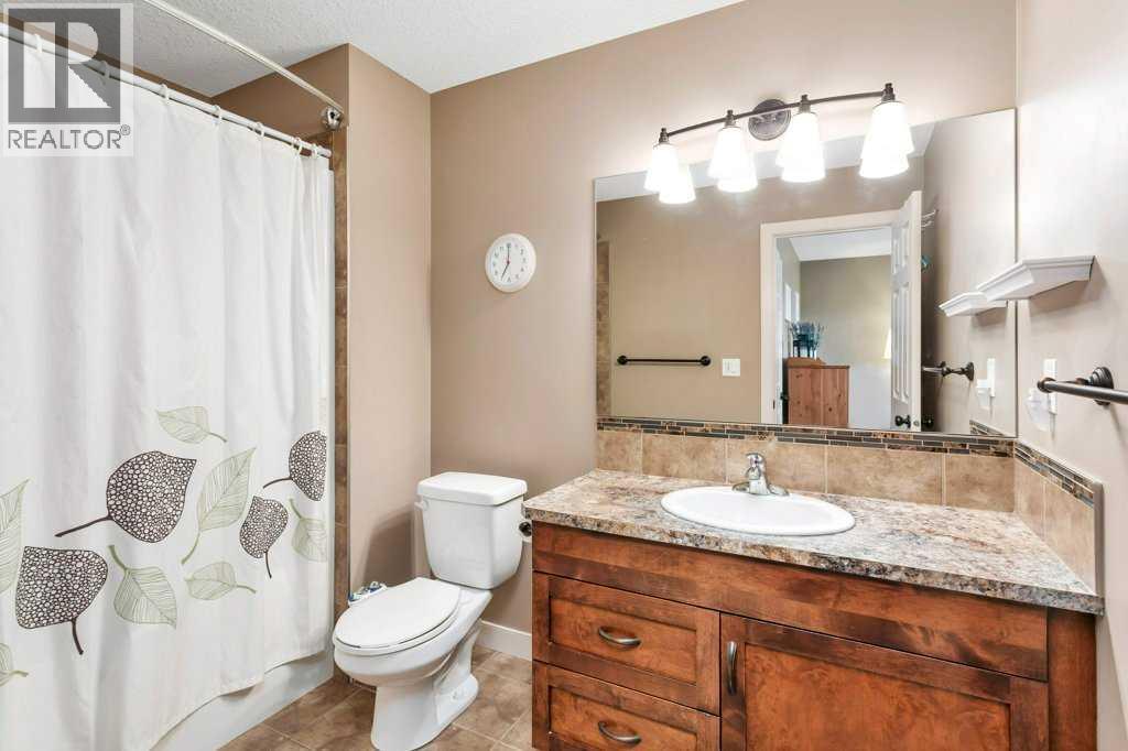 Photo 25 of 29 Shaw Close, Red Deer AB