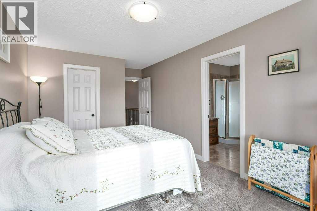 Photo 27 of 29 Shaw Close, Red Deer AB