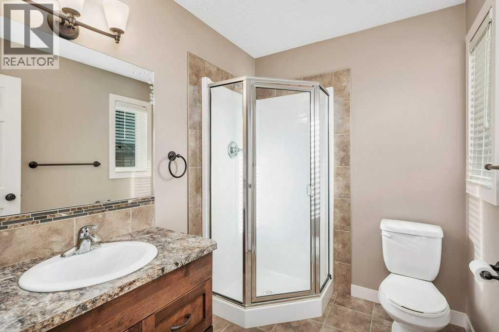 Photo 28 of 29 Shaw Close, Red Deer AB