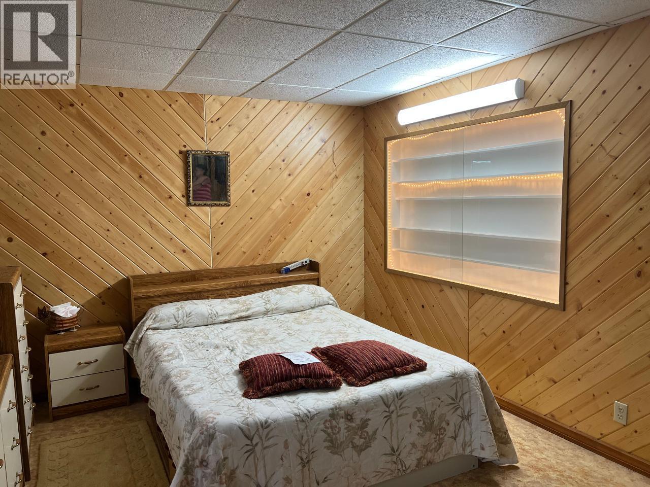 1121 ERICKSON Road, Creston