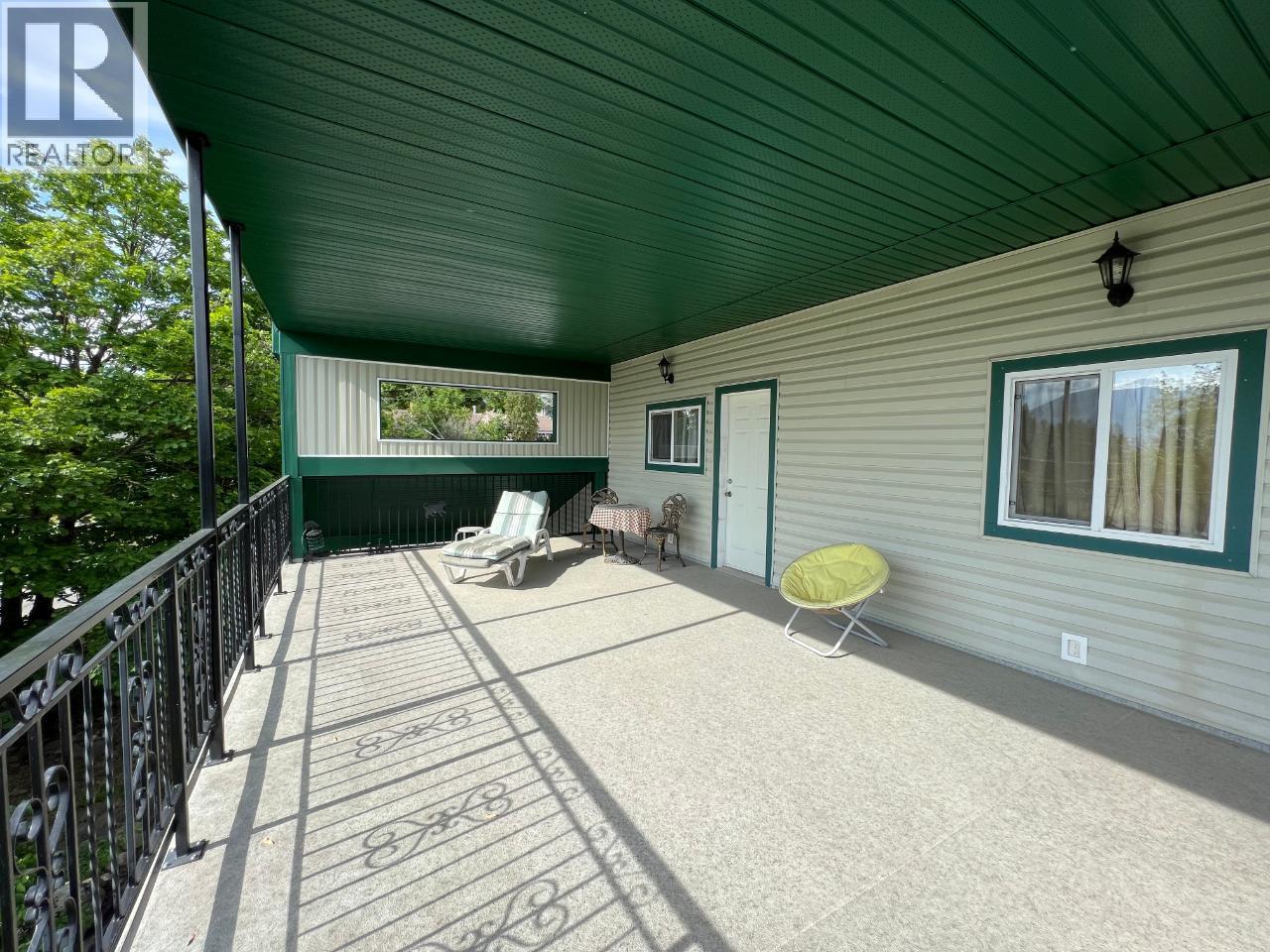 1121 ERICKSON Road, Creston