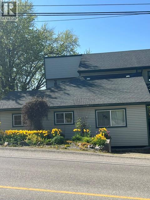 1121 ERICKSON Road, Creston
