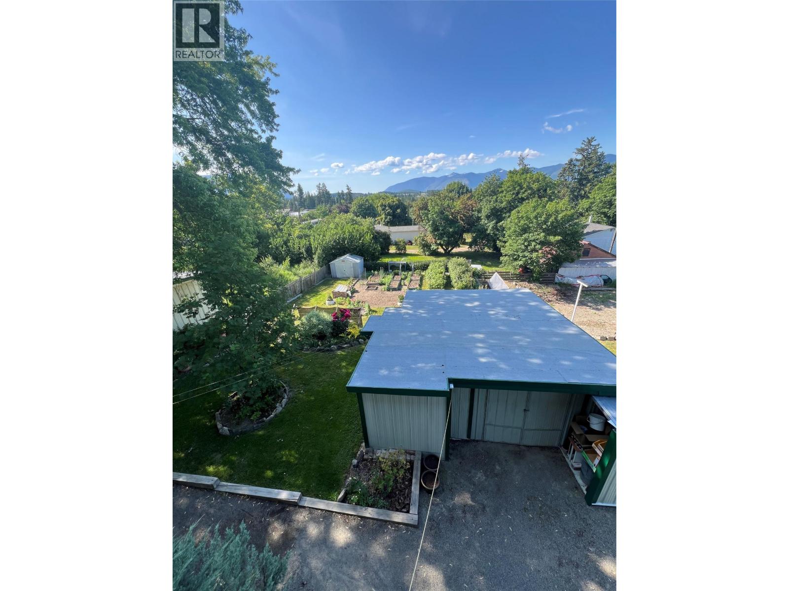 1121 ERICKSON Road, Creston