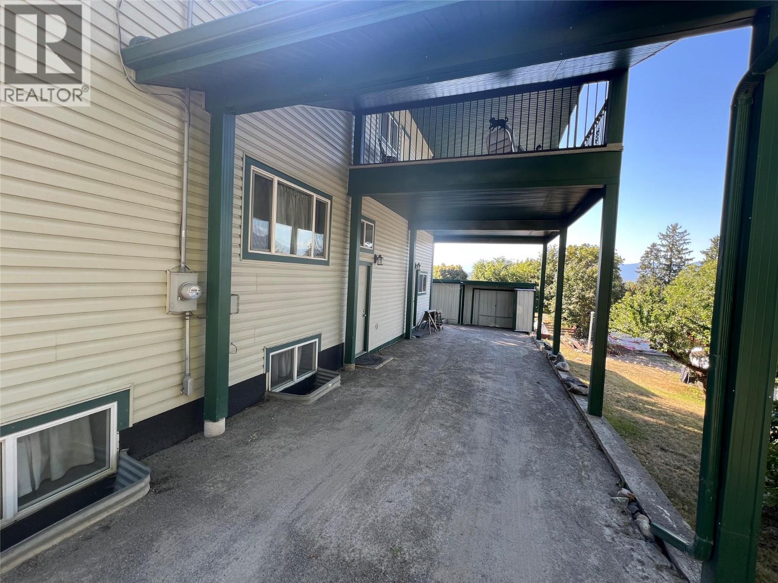 1121 ERICKSON Road, Creston