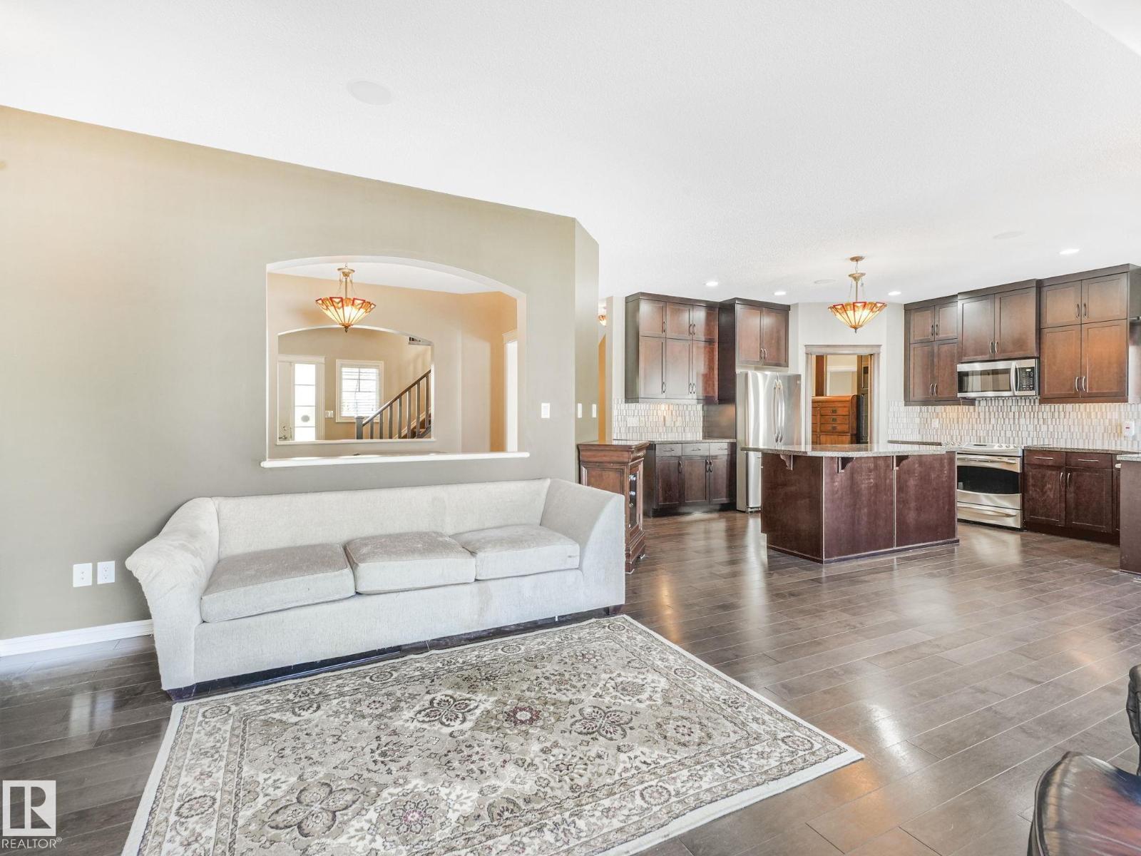 Photo 19 of 1924 86 St Sw, Edmonton AB