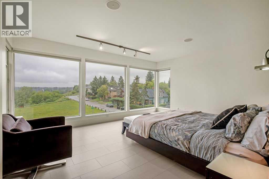 Single Family House for Sale in   Street SW Parkhill Calgary 