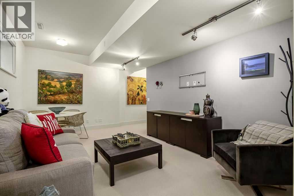 Single Family House for Sale in   Street SW Parkhill Calgary 