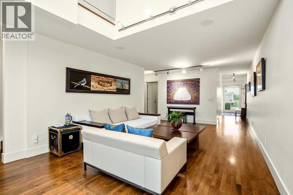 Single Family House for Sale in   Street SW Parkhill Calgary 