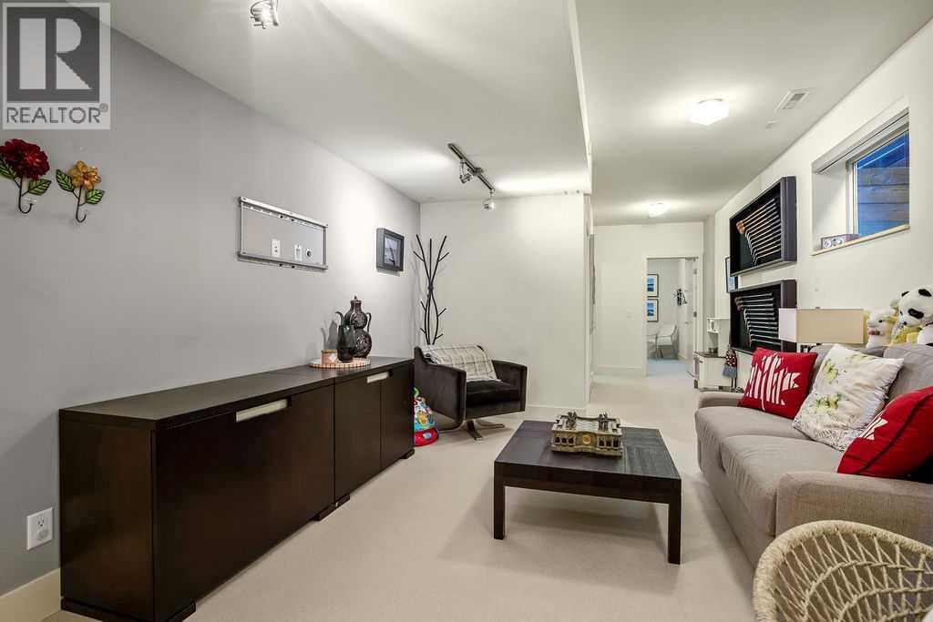 Single Family House for Sale in   Street SW Parkhill Calgary 