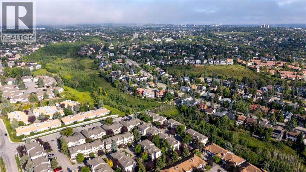 Single Family House for Sale in  Christie Park Mews SW Christie Park Calgary 